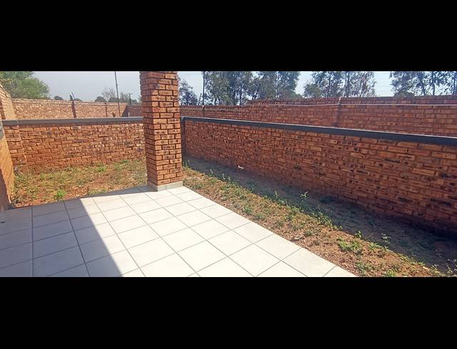 1,080M² APARTMENT BLOCK FOR SALE IN RYNFIELD AH